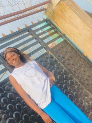 I am joy from Nigeria 🥰 I am loving person and easy to go with